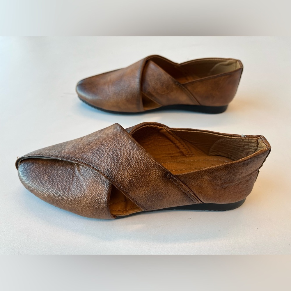 Thukral’s Boogies Shoes/Sandals, Kids size 13